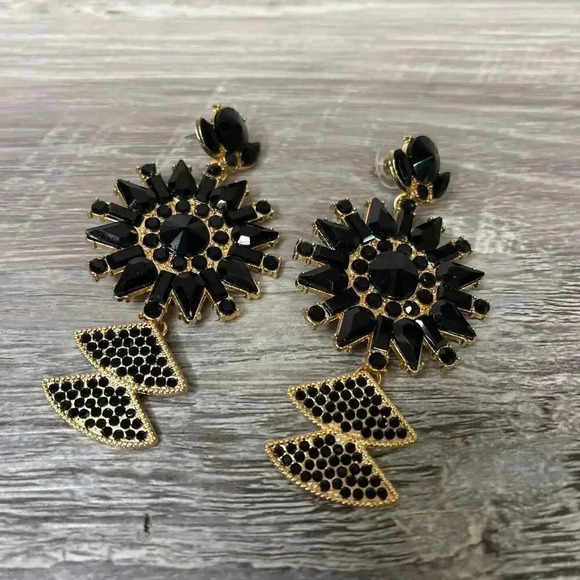Fashion Jewelry Black Rhinestone Dangle Statement Earrings - Picture 7 of 9